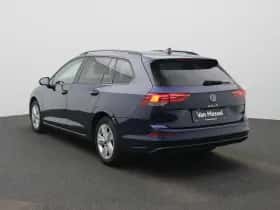 Volkswagen Golf (2021) thumbnail 2