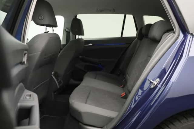 Volkswagen Golf (2021) thumbnail 12