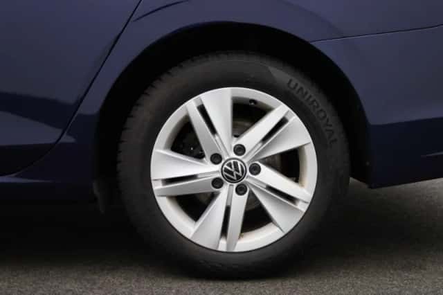 Volkswagen Golf (2021) thumbnail 13