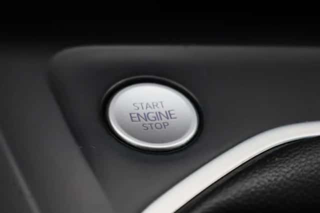 Volkswagen Golf (2021) thumbnail 25