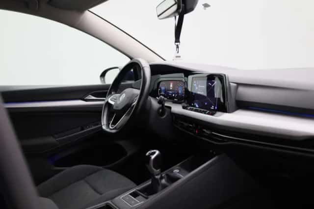 Volkswagen Golf (2021) thumbnail 29