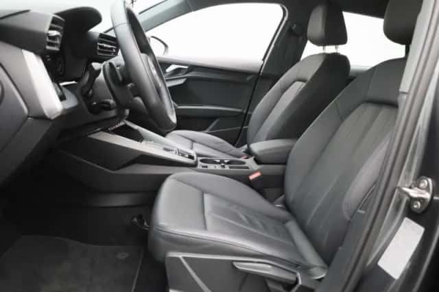 Audi A3 (2024) thumbnail 11