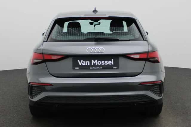 Audi A3 (2024) thumbnail 5