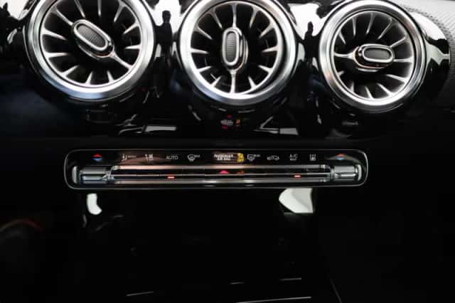Mercedes-Benz A-Klasse (2021) thumbnail 25