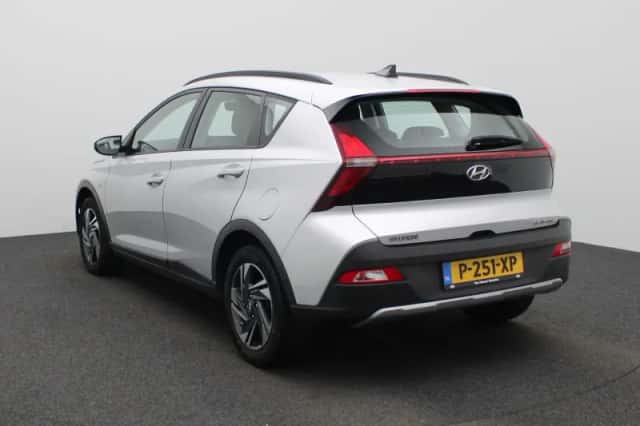 Hyundai Bayon (2022) thumbnail 2