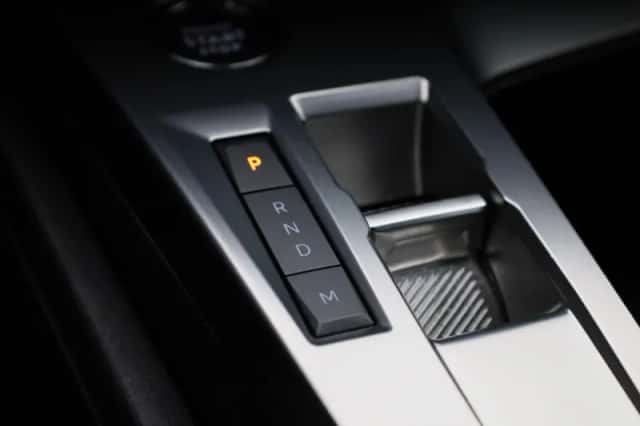 Peugeot 308 (2023) thumbnail 25