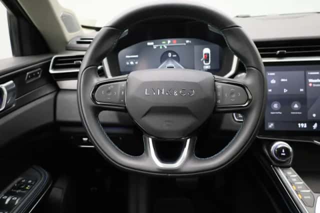 Lynk & Co 01 (2022) thumbnail 7