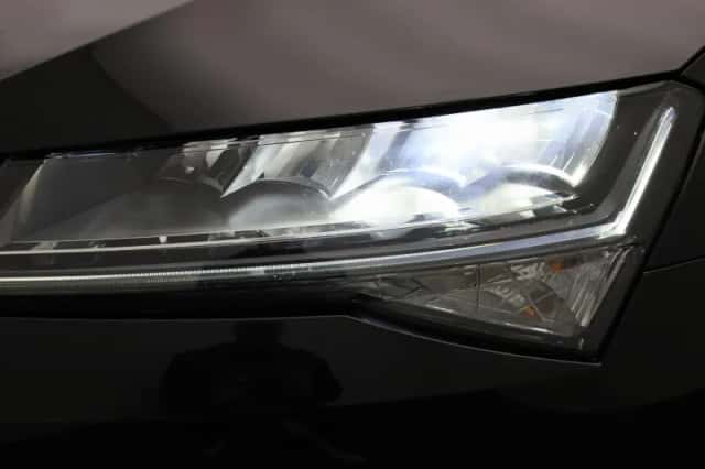 Škoda Superb (2023) thumbnail 13