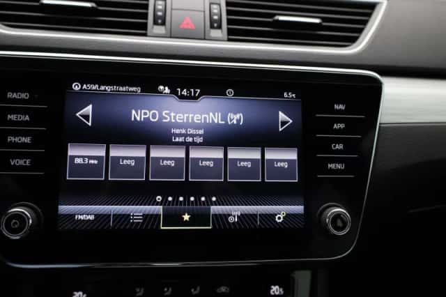 Škoda Superb (2023) thumbnail 15