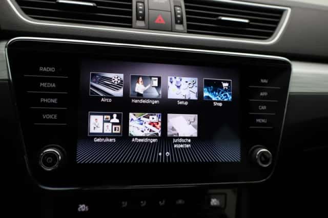 Škoda Superb (2023) thumbnail 25