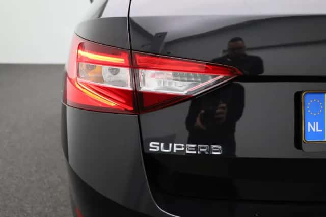 Škoda Superb (2023) thumbnail 37