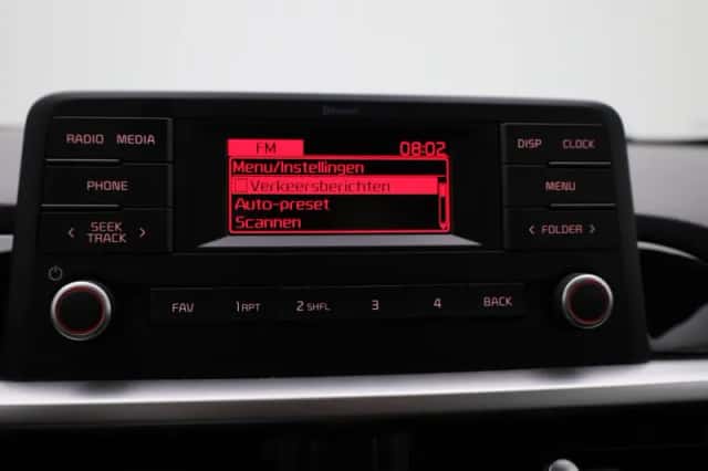 Kia Picanto (2021) thumbnail 16