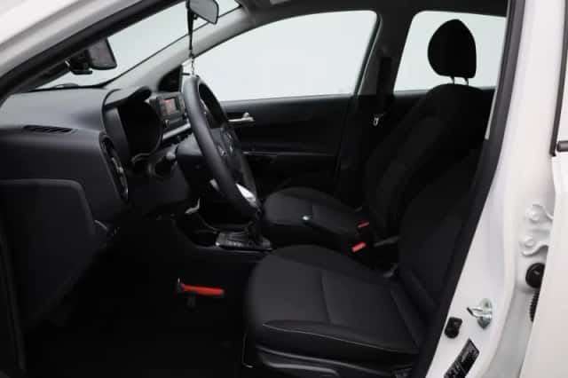Kia Picanto (2021) thumbnail 9