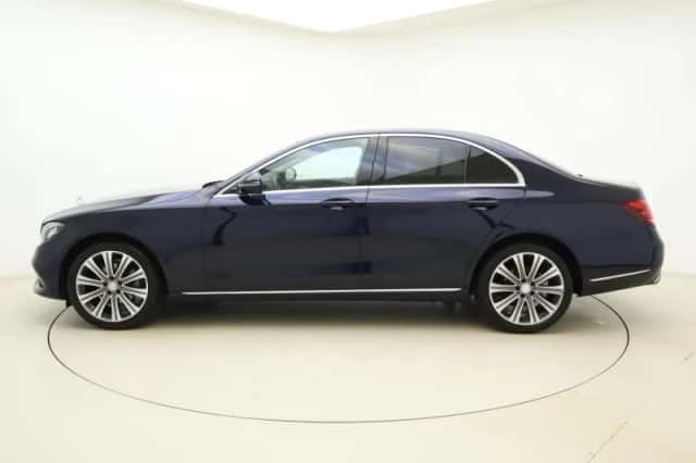 Mercedes-Benz E-Klasse (2016) thumbnail 2