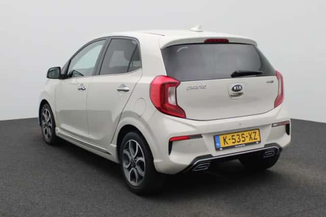 Kia Picanto (2021) thumbnail 2