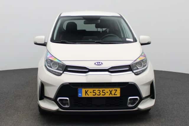Kia Picanto (2021) thumbnail 3