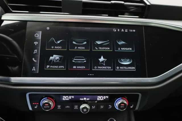 Audi Q3 (2022) thumbnail 15