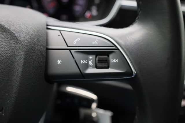 Audi Q3 (2022) thumbnail 16