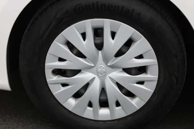 Toyota Yaris (2021) thumbnail 12