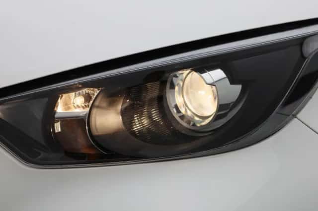 Toyota Yaris (2021) thumbnail 13