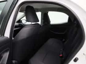 Toyota Yaris (2021) thumbnail 10