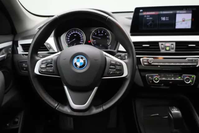BMW X1 (2022) thumbnail 7