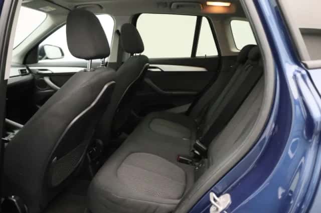 BMW X1 (2022) thumbnail 10