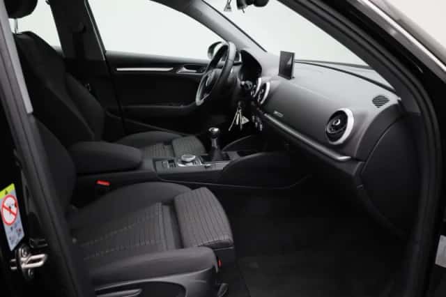 Audi A3 (2019) thumbnail 28