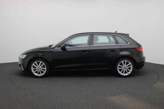 Audi A3 (2019) thumbnail 4