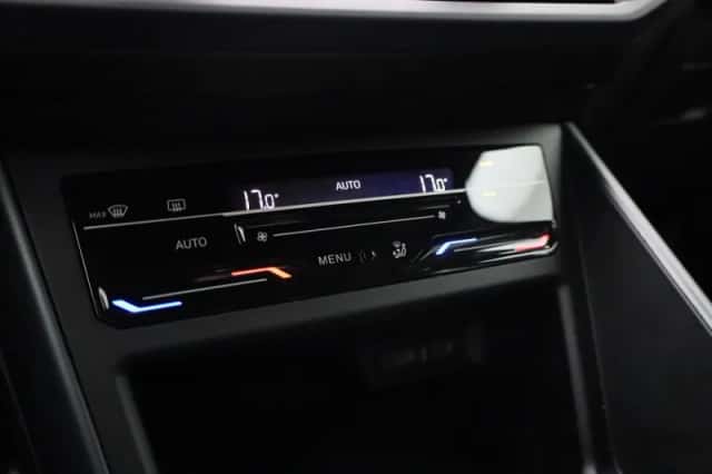 Volkswagen Polo (2024) thumbnail 24