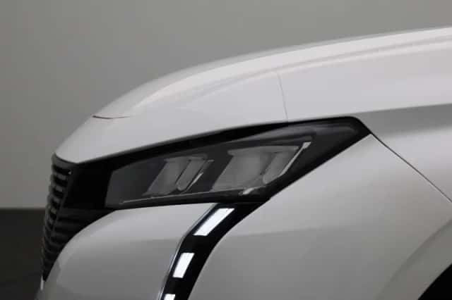 Peugeot 308 (2023) thumbnail 15