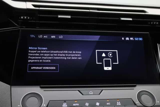 Peugeot 308 (2023) thumbnail 18