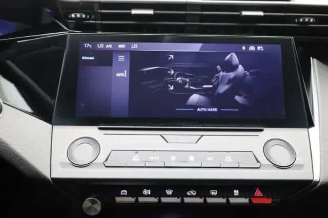 Peugeot 308 (2023) thumbnail 19