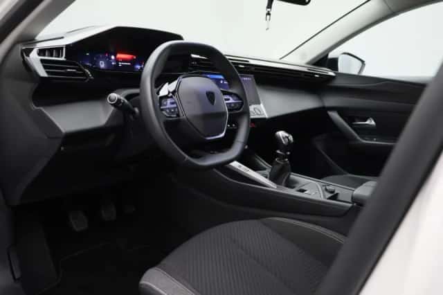 Peugeot 308 (2023) thumbnail 27