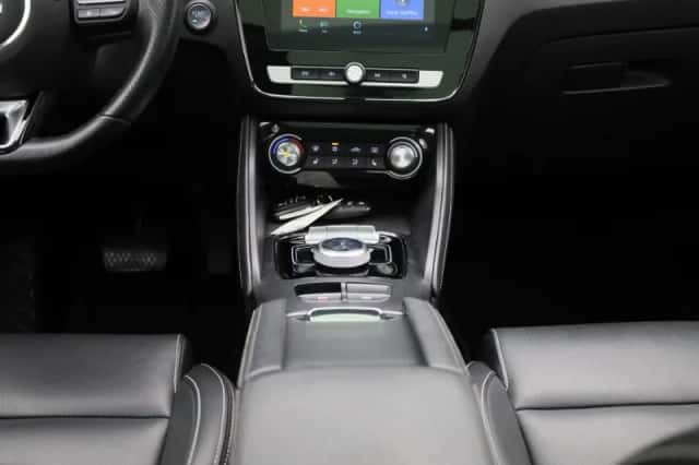 MG ZS EV (2021) thumbnail 9