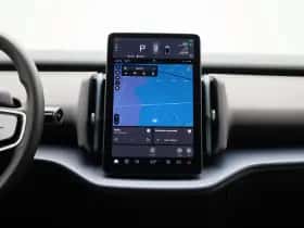 Volvo EX30 (2024) thumbnail 8