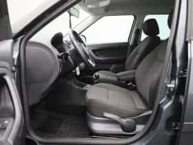 Škoda Fabia (2014) thumbnail 11