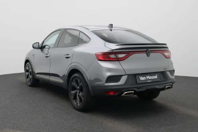 Renault Arkana (2023) thumbnail 2