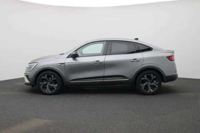 Renault Arkana (2023) thumbnail 4