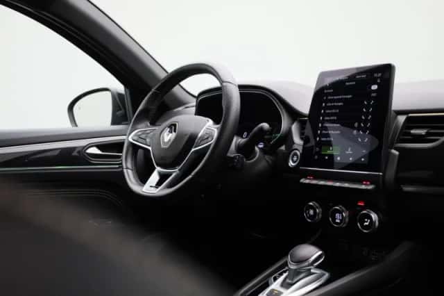 Renault Arkana (2023) thumbnail 37