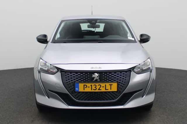 Peugeot e-208 (2022) thumbnail 3