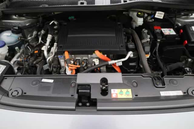 Peugeot e-208 (2022) thumbnail 31