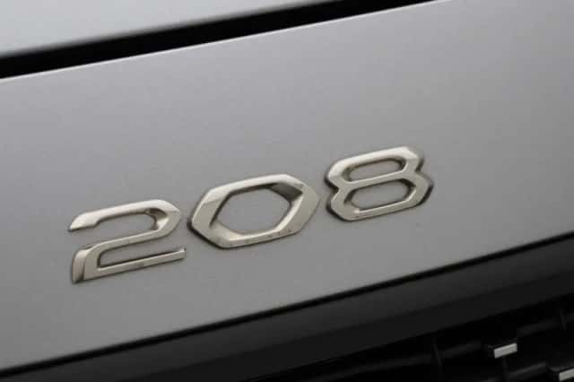 Peugeot e-208 (2022) thumbnail 32