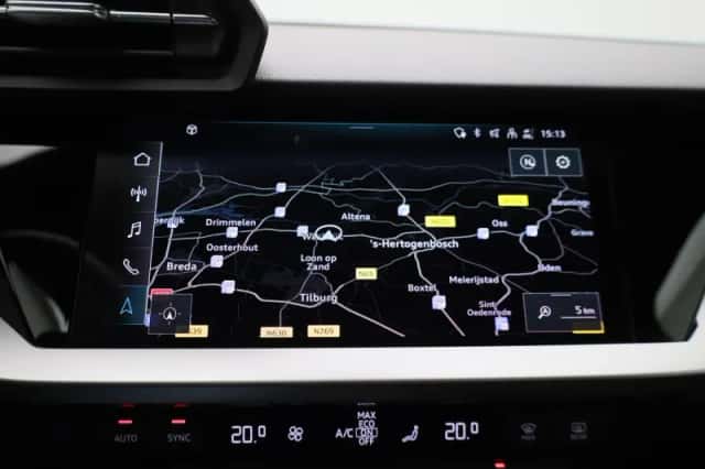 Audi A3 (2022) thumbnail 24