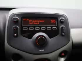 Peugeot 108 (2015) thumbnail 16