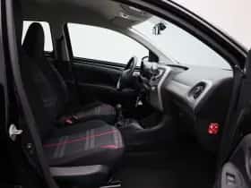 Peugeot 108 (2015) thumbnail 27