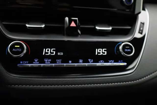 Toyota Corolla (2021) thumbnail 20
