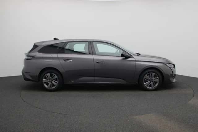 Peugeot 308 (2023) thumbnail 6