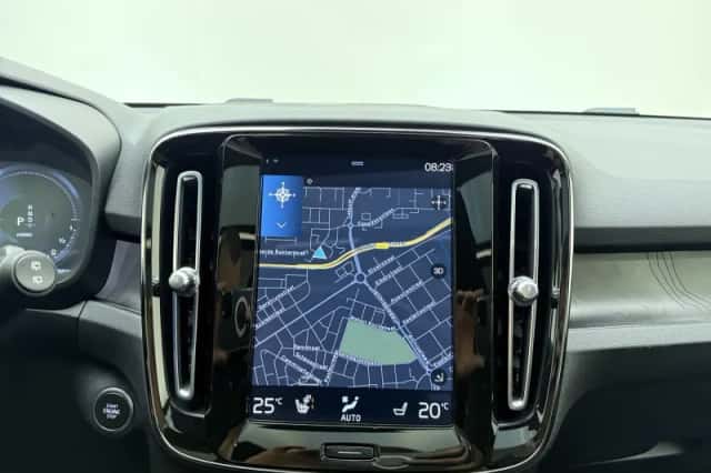 Volvo XC40 (2022) thumbnail 21