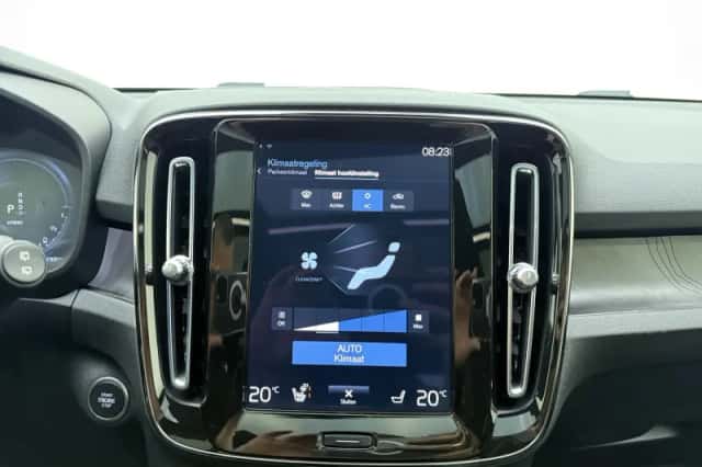 Volvo XC40 (2022) thumbnail 23